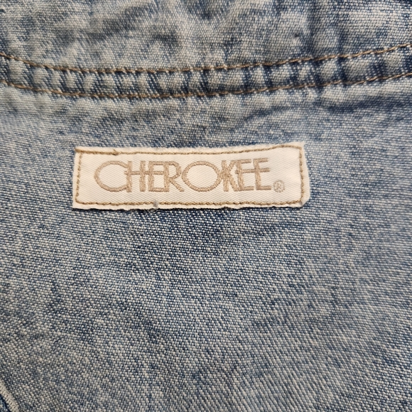 Blue Denim Button-Up Vest - Picture 5 of 8